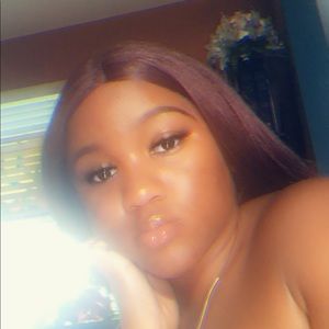 Meet your Posher, Mariyah 💛🍍